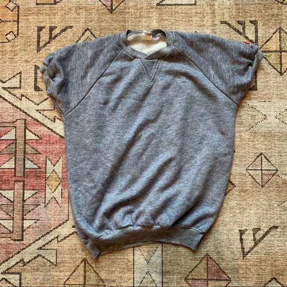Levi's Tops - Vintage Levi’s short sleeved sweatshirt size 18